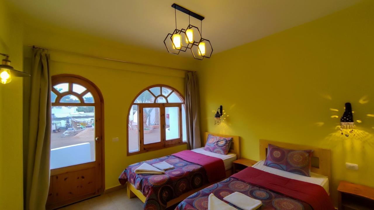 Shams Hotel & Dive Centre Dahab Exteriör bild